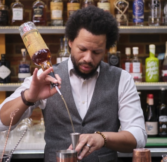 How to Make Wow Factor Cocktails at Home