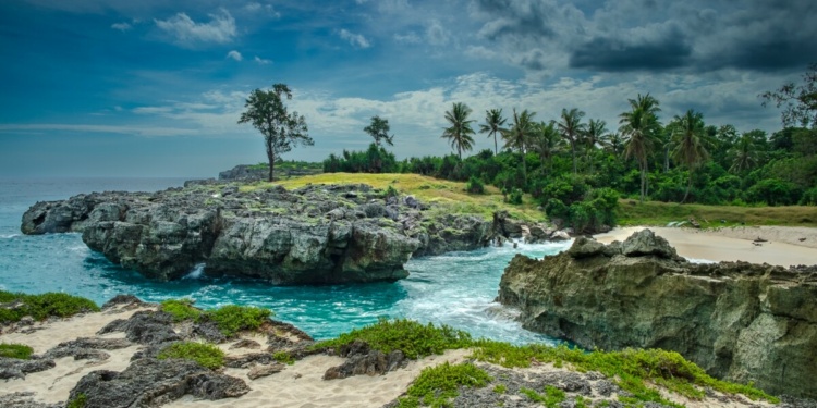 Travel Dupes & Affordable Luxury: How it actually works and what spots to look for