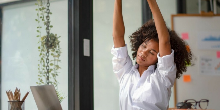 How To Protect Your Shoulders When Working From Home