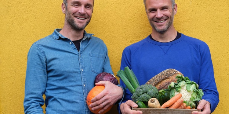 Plant Power: Simple Ways to Eat More Veggies in 2025