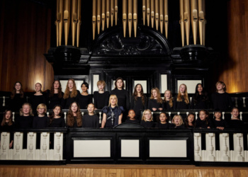 Paloma Faith and the Sky Kids Choir reimagine ‘Silent Night’ for neurodiverse children Paloma Faith and the Sky Kids Choir reimagine ‘Silent Night’ for neurodiverse children