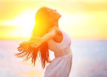 The Secret to Long Term Happiness: Approval vs. Accomplishment