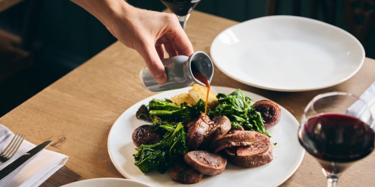 The Mutton at Hazeley Heath: Refined British Cuisine at the UK’s Pub of the Year