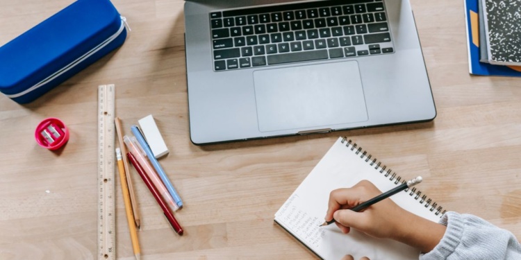 Ten Myths of Online Schooling