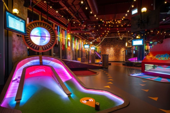 Summer Fun at Puttshack Indoor Mini Golf