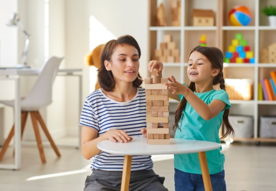 Ten ways to engage younger children without upping their screen time
