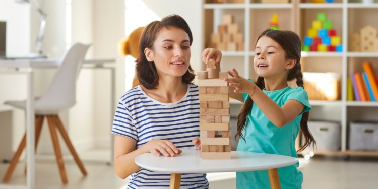 Ten ways to engage younger children without upping their screen time