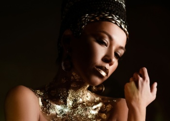Liquid Gold: A Doctor Explains Its Transformative Benefits in Skincare Liquid Gold: A Doctor Explains Its Transformative Benefits in Skincare