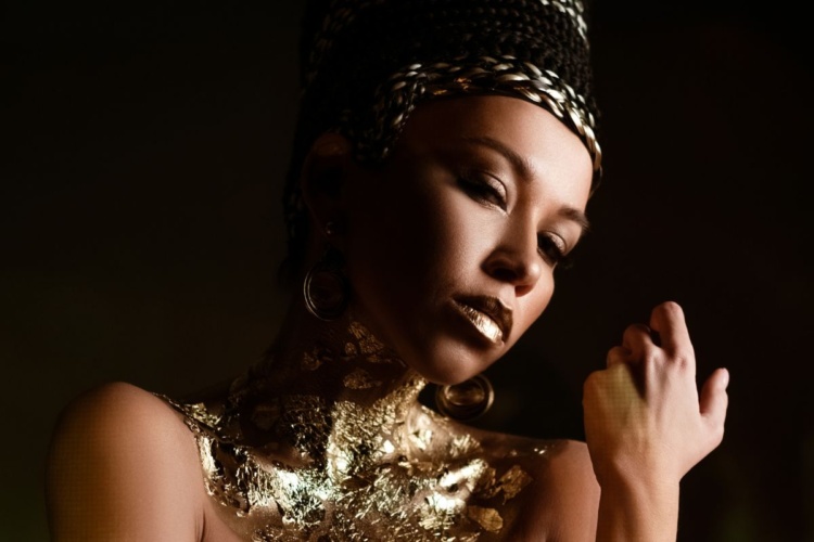 Liquid Gold: A Doctor Explains Its Transformative Benefits in Skincare