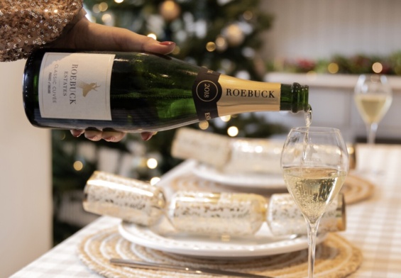 How to Serve the Perfect Glass of Fizz this Christmas