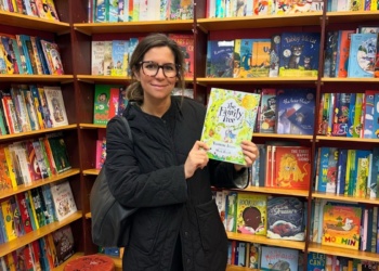 How to Encourage Children to Read and Write This Spring & Summer