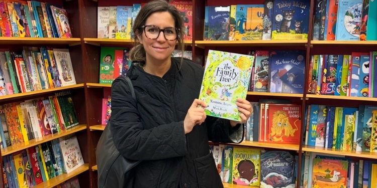 How to Encourage Children to Read and Write This Spring & Summer
