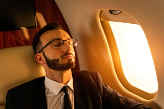 How Business Travellers Can Beat Jet Lag on Long‑Haul Flights