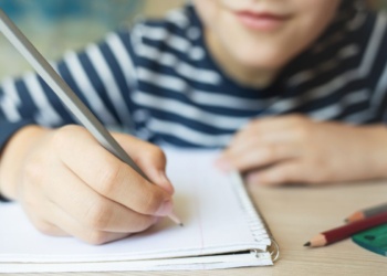 How to Teach Creative Writing at Home: Expert Tips for Parents of Children Aged 8+ How to Teach Creative Writing at Home: Expert Tips for Parents of Children Aged 8+