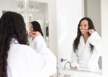The Hidden Causes of Bad Breath – the Habits Dentists Swear By The Hidden Causes of Bad Breath – the Habits Dentists Swear By
