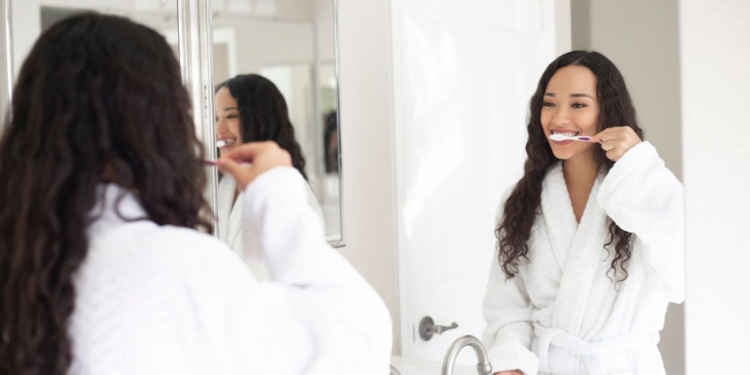 The Hidden Causes of Bad Breath – the Habits Dentists Swear By